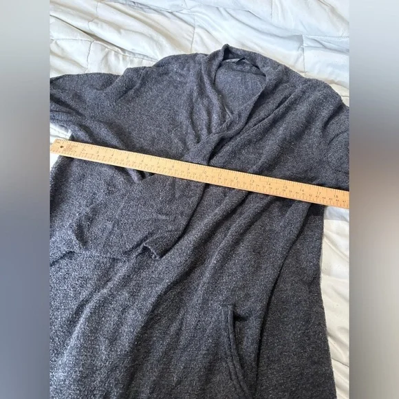 Barefoot Dreams women’s black grey size M/L cozy chic light island cardigan - Picture 5 of 9